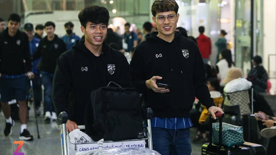 Thai players arrive in Vietnam for ASEAN Cup Final first leg